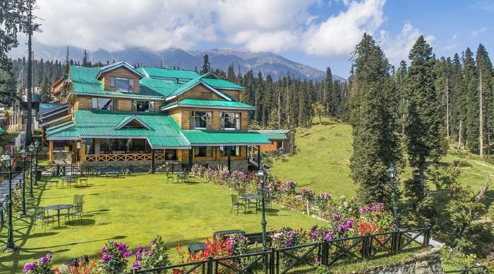 Hotel Heevan Retreat Gulmarg Kashmir - Photo by Tripadvisor