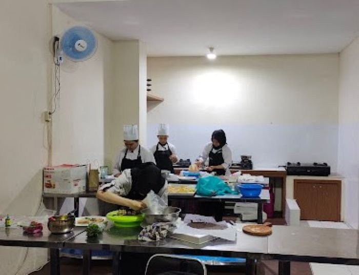 Lembaga Pendidikan Terapan Panghegar Bandung - Photo by Google