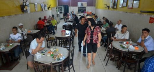 6 Tempat Ngopi Legendaris di Padang Yang Wajib Dikunjungi - Photo by detikFood