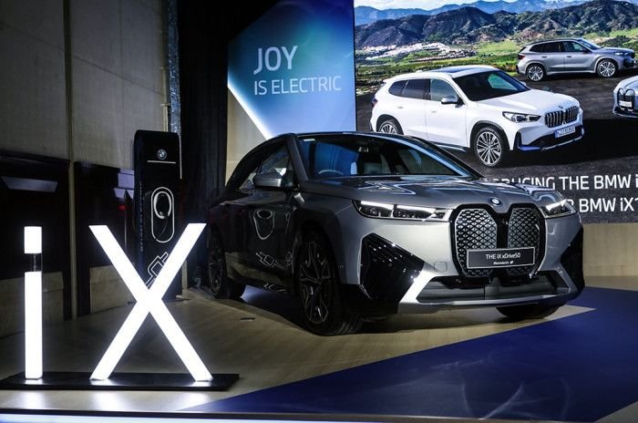 BMW iX Mobil Listrik Yang Nyaman - Photo by Google
