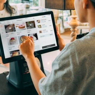 Aplikasi POS Runchise dan Fasilitasnya - Photo by Google