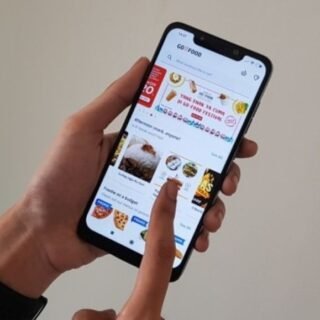 Aplikasi Penjualan Ojek Online Yang Saling Konek - Photo by Kumparan